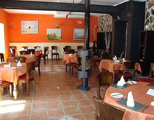 מלון Rural Molino Del Puente 3*